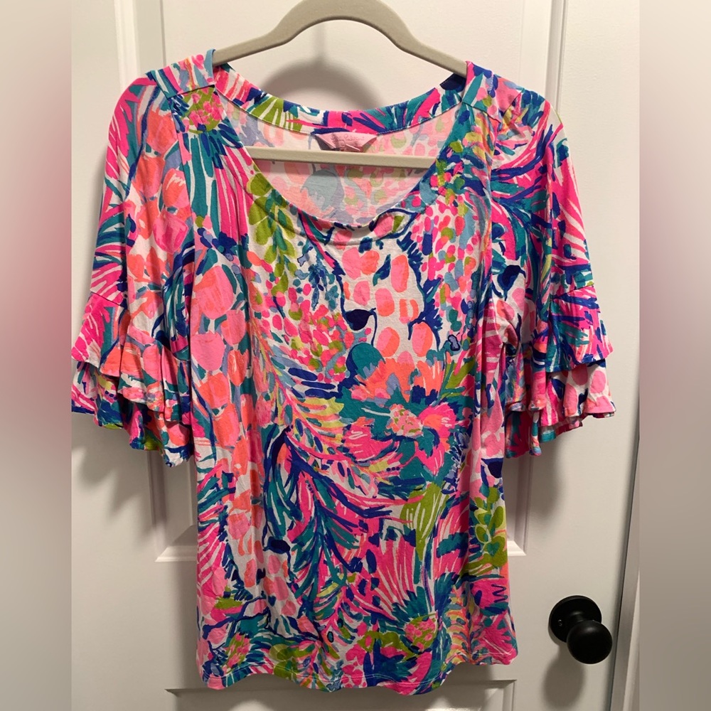 Lilly Pulitzer Colorful Floral top in Gumbo Limbo. VGUC